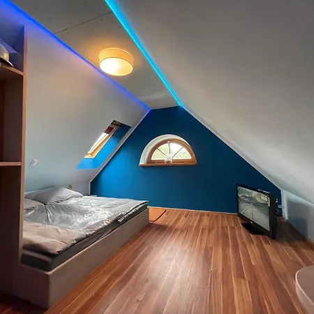 Luxus Fachwerkhaus Mit Sauna & Pool بيت للعطل